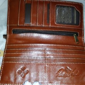 Patricia Nash Valentia Leather Wallet NWT